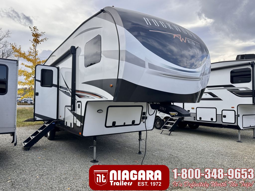 2025 Forest River Forest River Rockwood Ultra Lite 2891BH