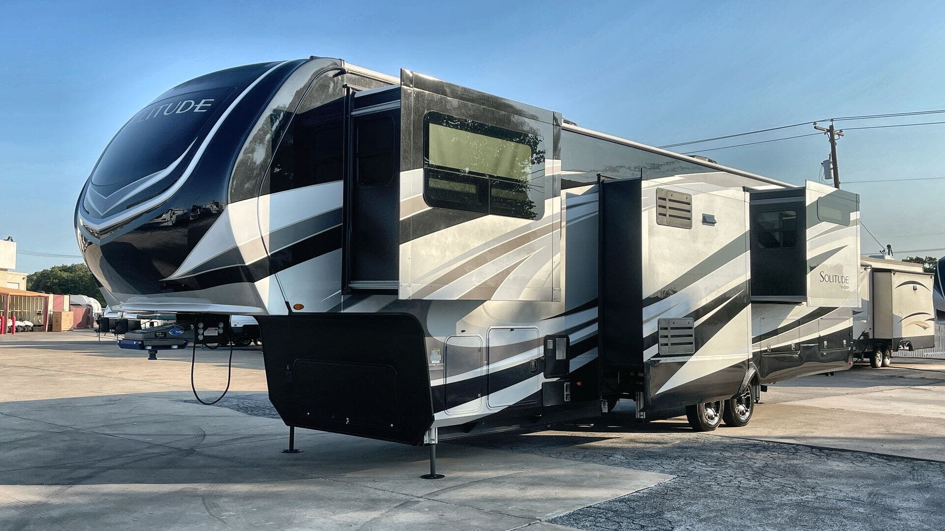 2025 Grand Design Grand Design Solitude 380FL