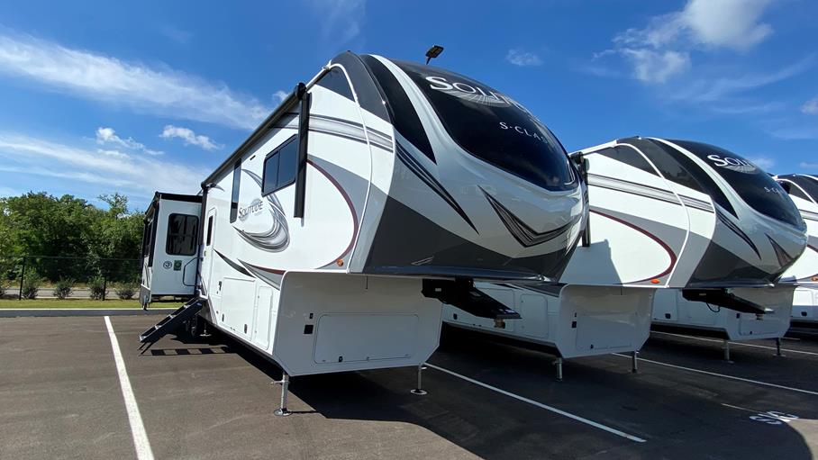 2025 Grand Design Grand Design Solitude S-Class 3540GK